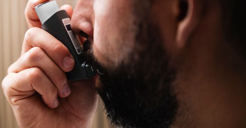 How Can I Calm My Asthma Without an Inhaler? What Helps While You Wait